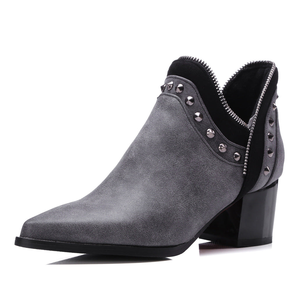 Laurence — Bottes à Clous