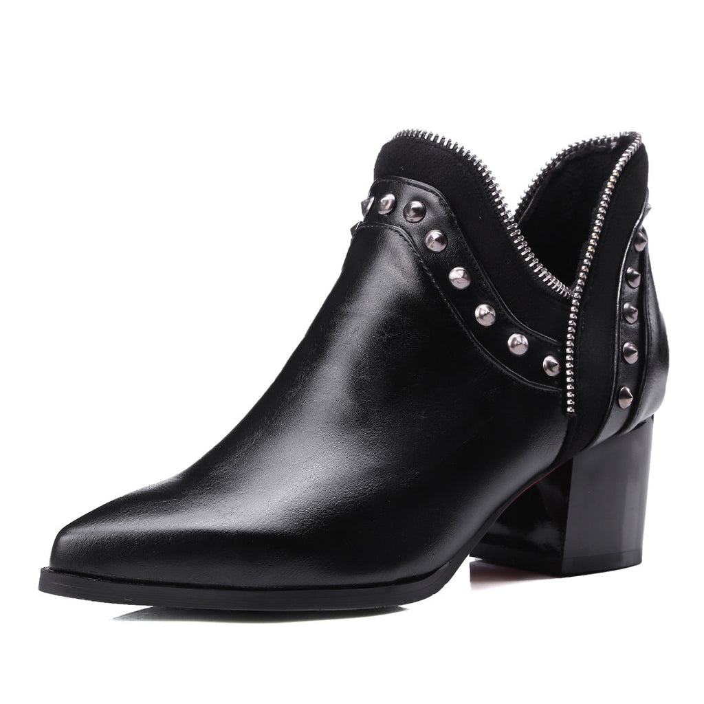 Laurence — Bottes à Clous