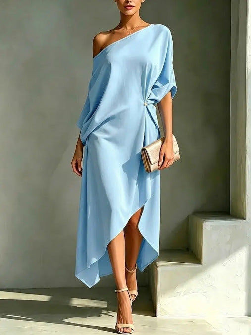 Nicole — Robe Asymétrique Élégante
