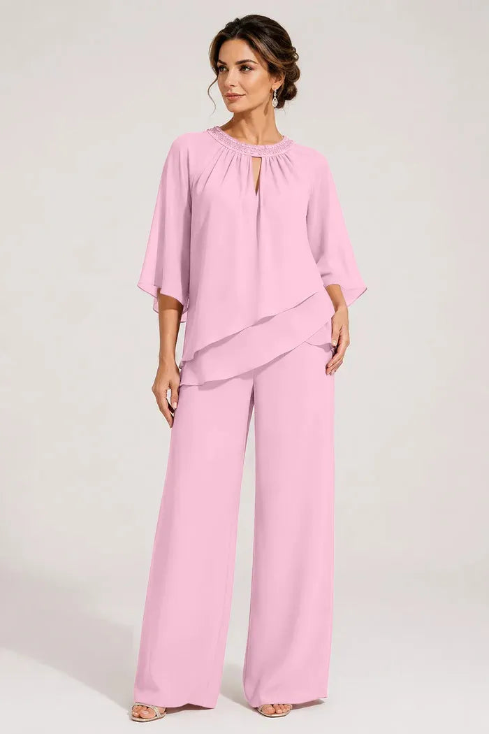 Dominique — Tailleur Pantalon, Col en Trou de Serrure